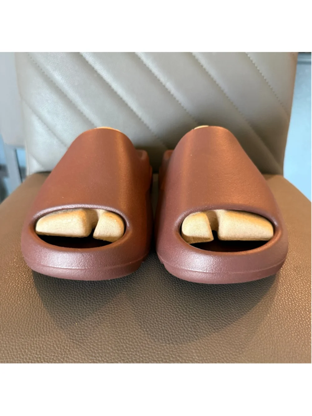 Men’s YS-01 brown slides
